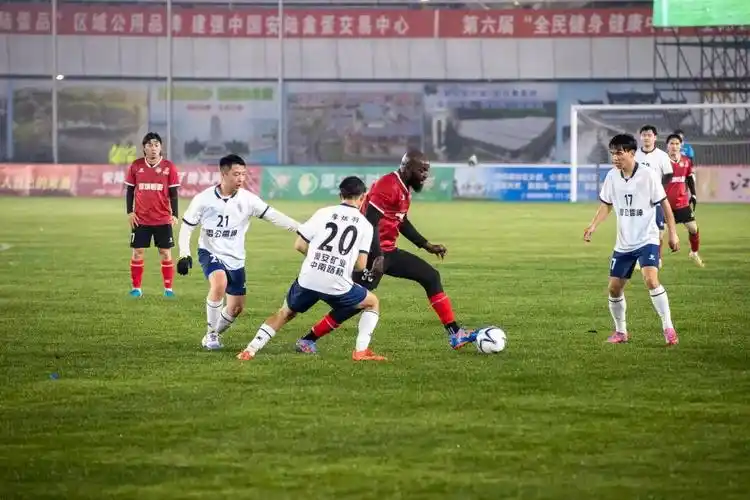 欧联杯：比利亚雷亚尔 VS 切尔西